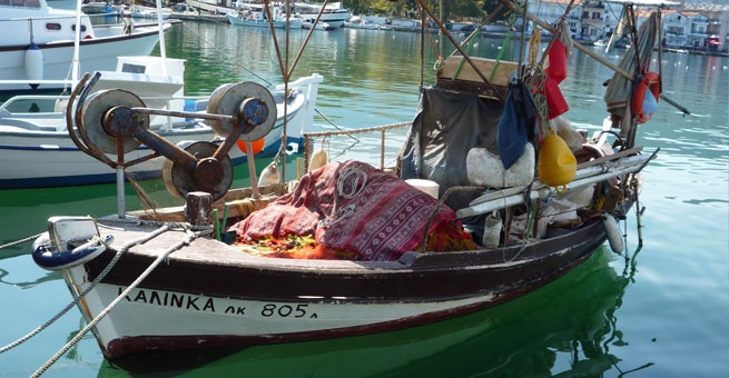30 - Fishing boat in Limenas